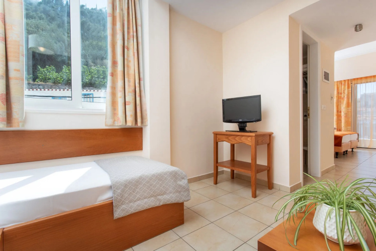 Pantheon City Hotel