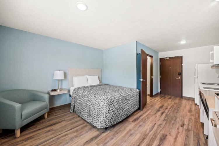WoodSpring Suites Jackson Hub City