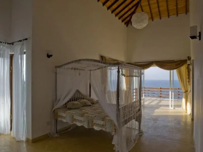Land's End Villa