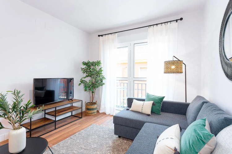 1 Bd With Balcony Perfect Location Sta Marta II