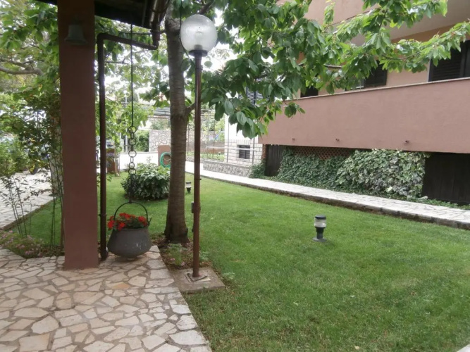 Apartment Mira