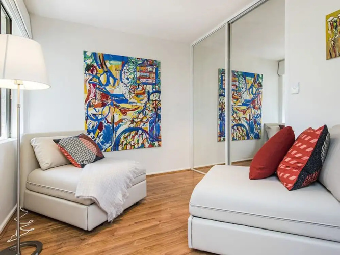 South Perth Deluxe Apartment