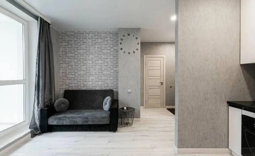 Roomer on Belgradskaya street 1