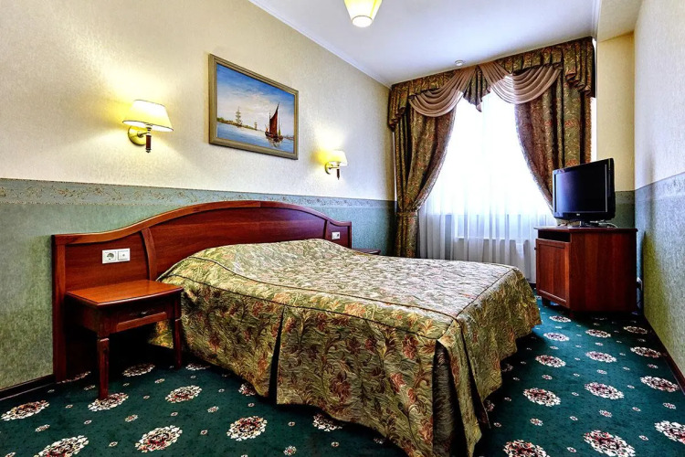 Фотография номера гостиницы Партнер