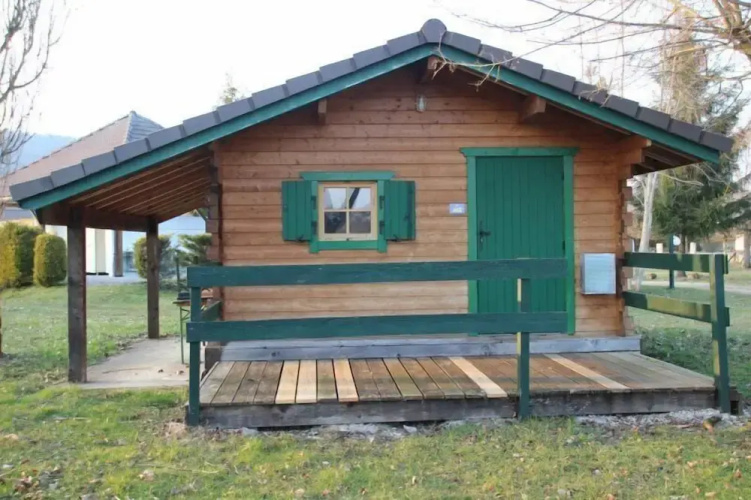 Chalets Etape du Camping Le Bivouac