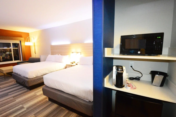 Quadruple Suite
