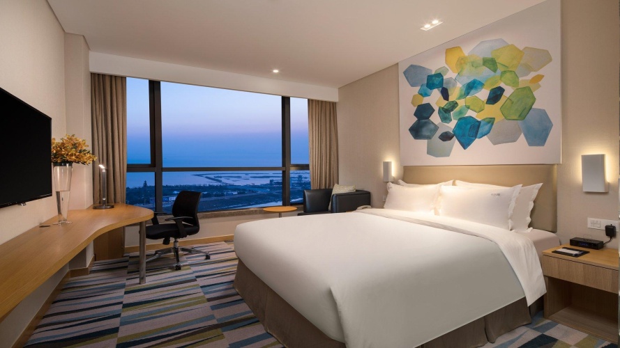 Standard Double room with lake view