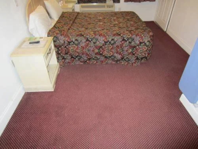 Apache Inn