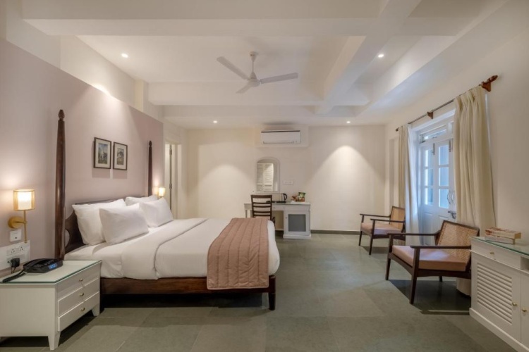 Superior Twin room