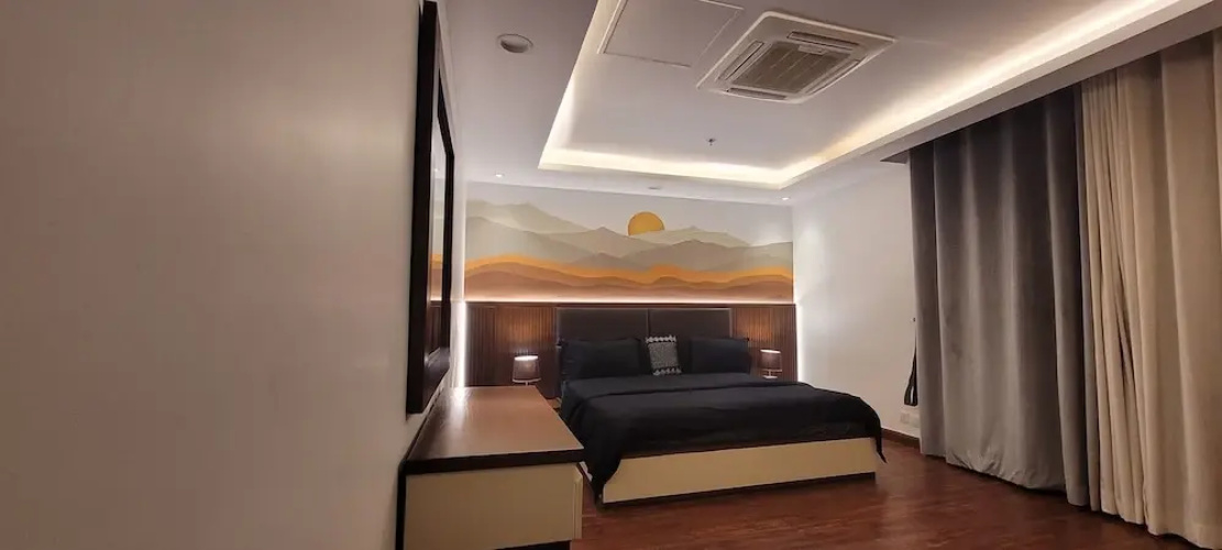 Goldcrest Luxury Apartments