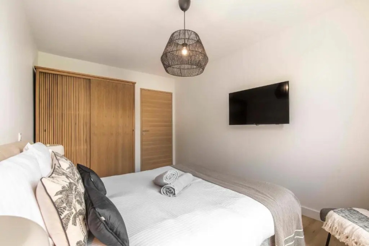 Helder Bagheera - 2 bedrooms - High Speed internet - optional parking