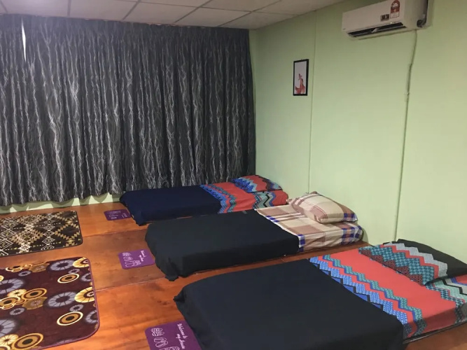 11 Pensione - Hostel