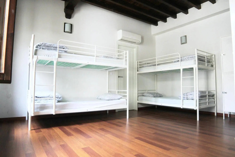 Isa Granada
