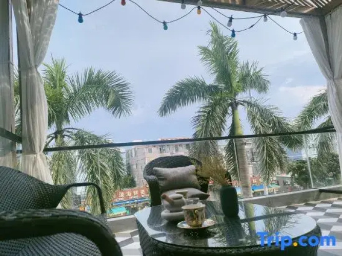 8080 Hotel (Beihai Silver Beach Branch)
