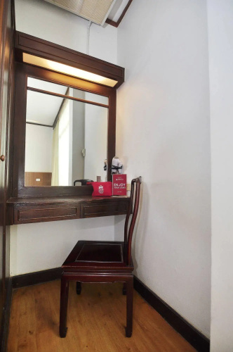 ZEN Rooms Basic Chinatown Bangkok