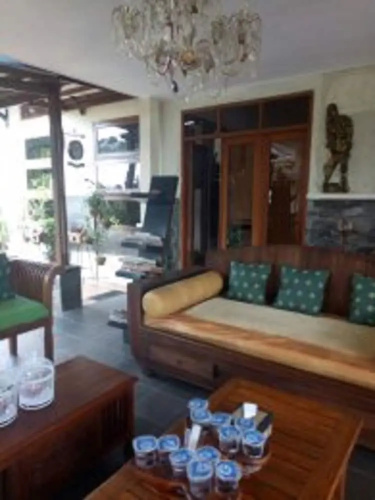 Kembang Guest House