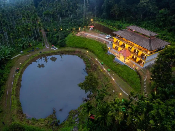 The Hosteller Coorg Madikeri