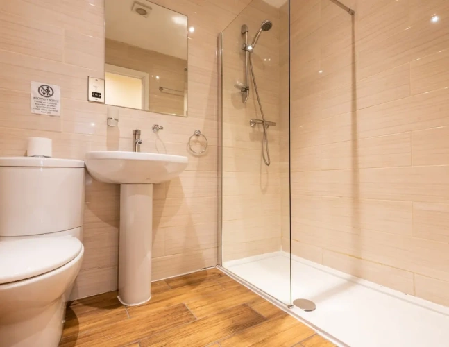 Standard Quadruple room with view