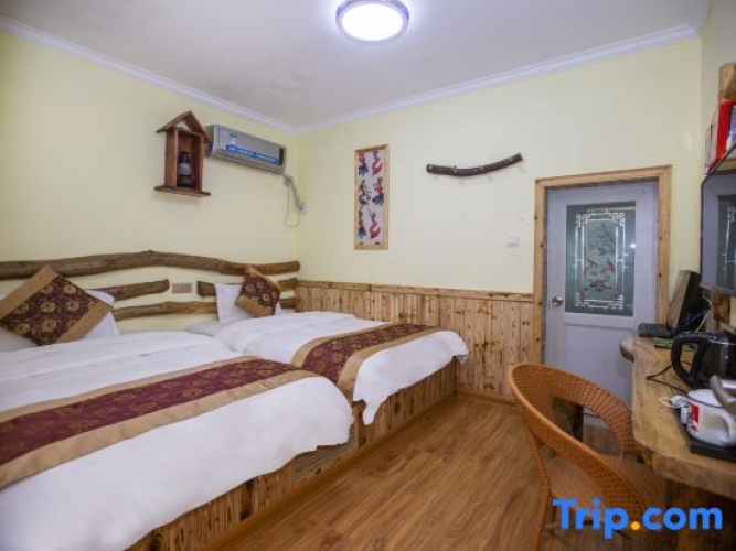 Economy Twin room