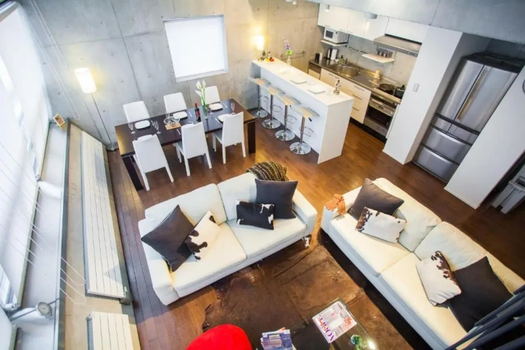 3 Bedrooms Apartment