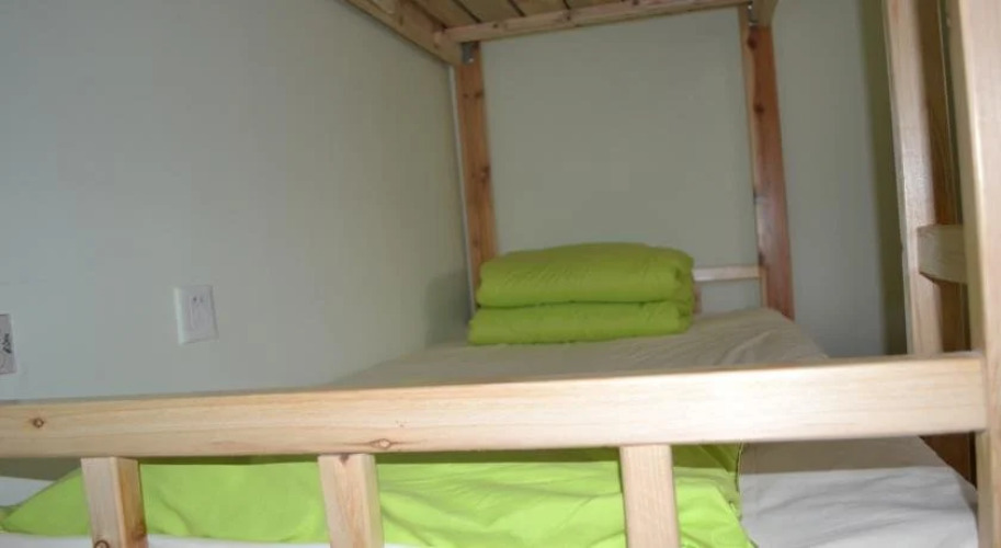 Linxi Xiaozhu Youth Hostel Hotel Overview