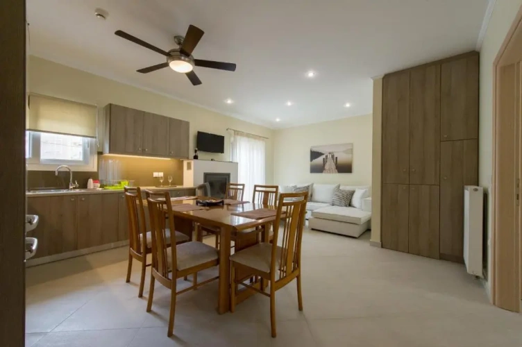 2 Bedrooms Deluxe Apartment