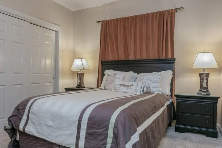 Admirals Quarters 1505 4 Bedroom Condo by Redawning