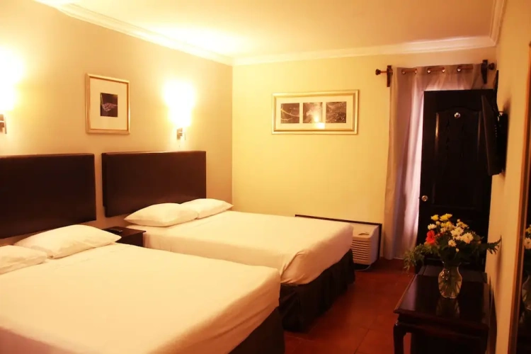 Deluxe Quadruple room