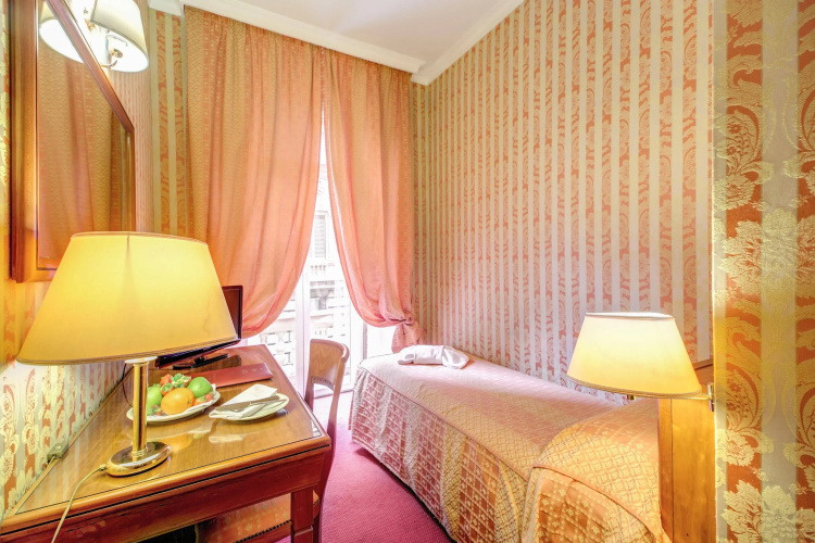 Hotel HI15