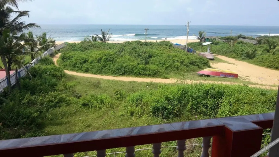Oceans 7 Inn