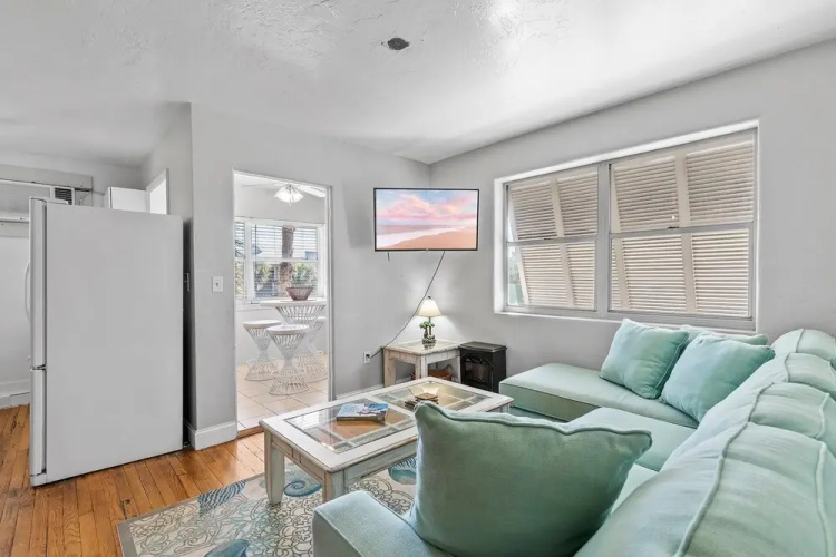 Flagler Suites 4