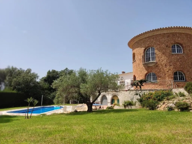 Villa