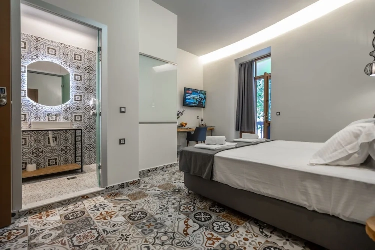 Standard Double room with balcony