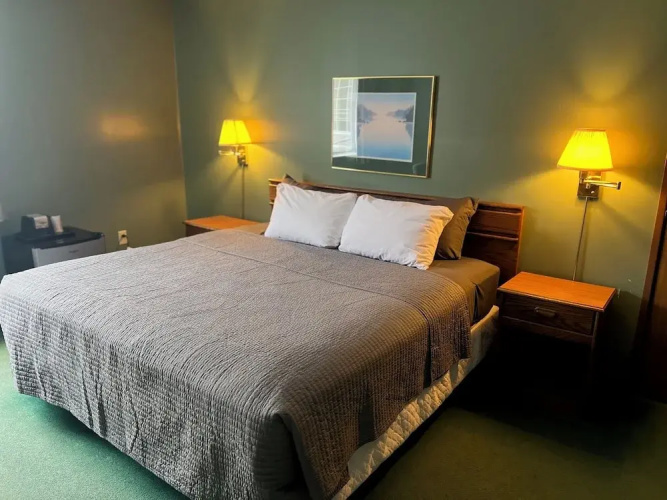 Cedarville Hotel
