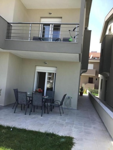 3 Bedrooms Cottage