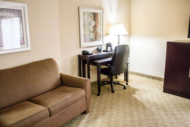 Comfort Suites Brunswick