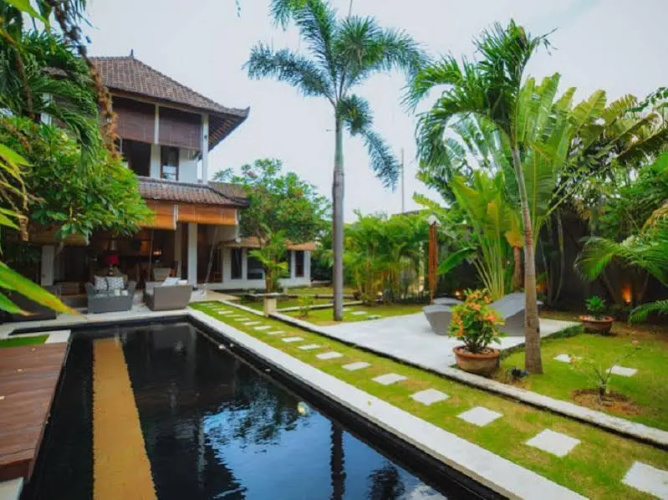 Villa 42