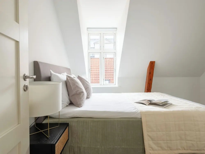 Sanders Leaves - 2bdr Apt With Shared Roof Terrace