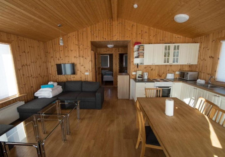 2 Bedrooms Cottage