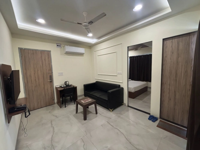 Deluxe Apartment