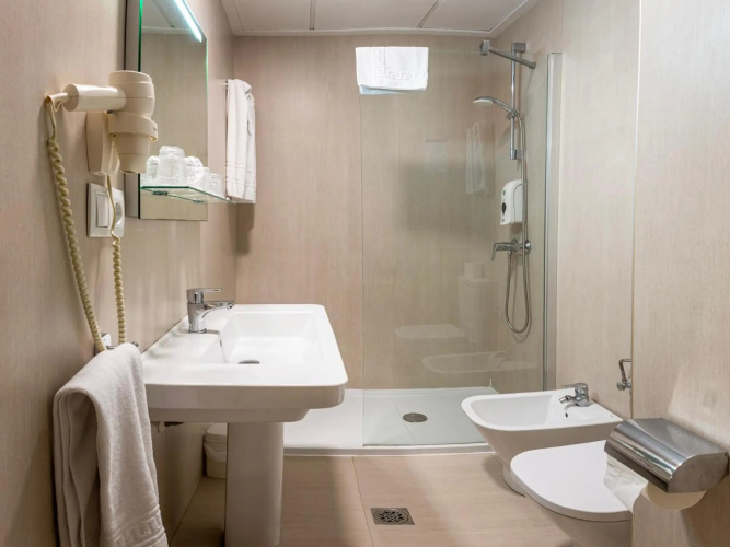 Hotel Oasis Plaza photo 10