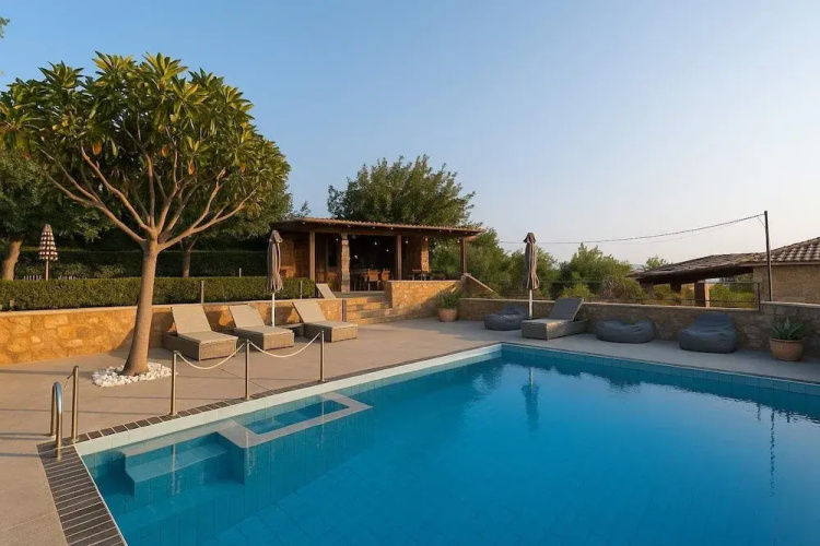 Villavia Residence - Ostria Pool Access Residence