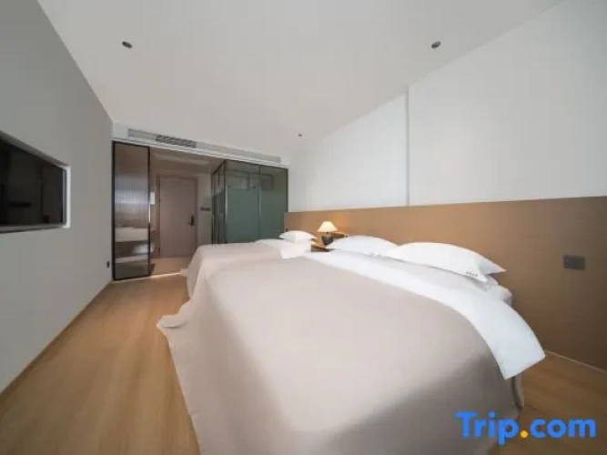 Family Suite with mountain view
