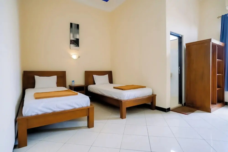 Samudra Hotel by RedDoorz