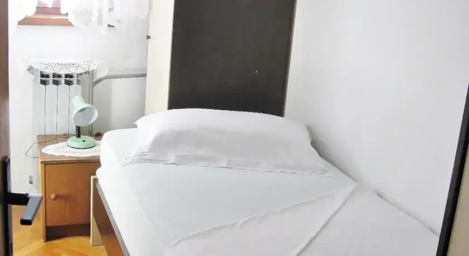 Apartments Rina 179