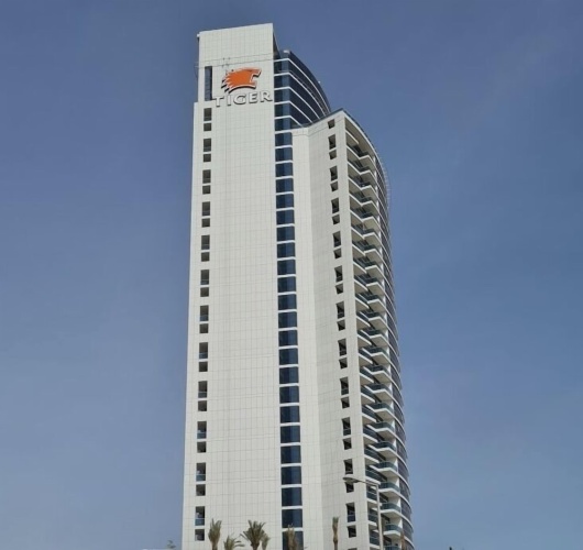 Marco Polo - Pastel Studio with Stunning Aerial City Views