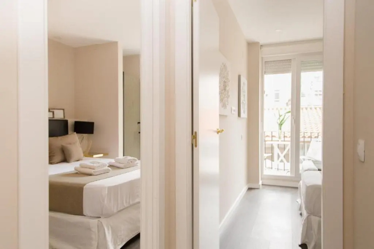 MD Julio Antonio Apartment Center