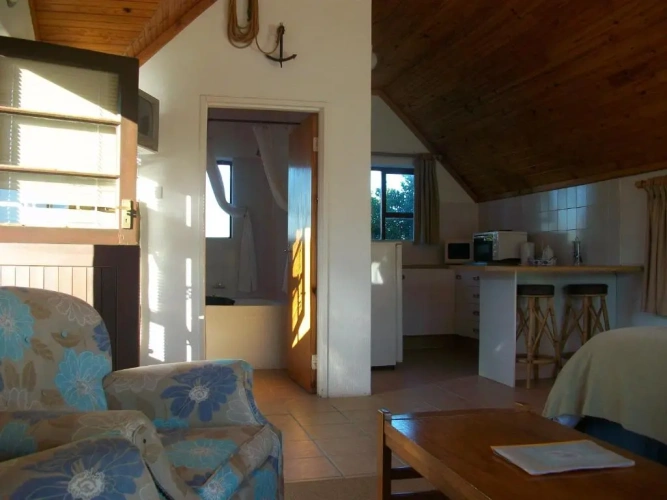 1 Bedroom Apartment with balcony and with view