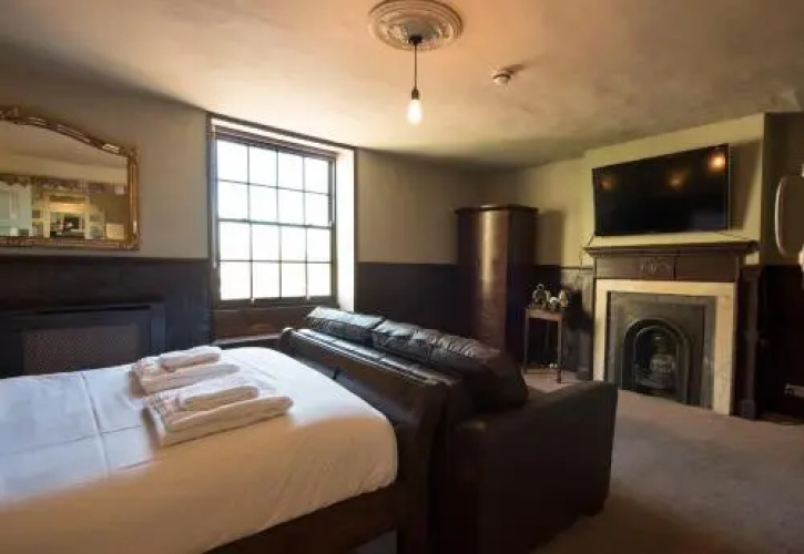 Alma Inn & Dining Rooms