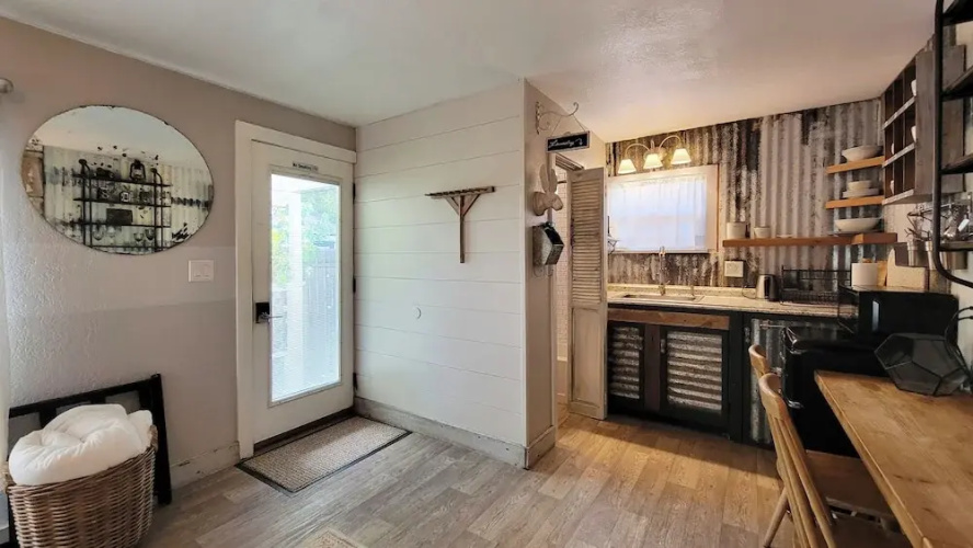 Rosewood Studio by WanderLodges